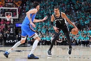 戴格诺特：我有责任为切特创造更好条件 他也要为自己表现负责
